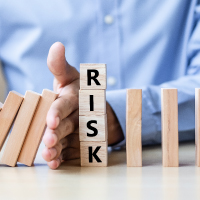 تضمین عملکرد بهینه با ریسک کمتر